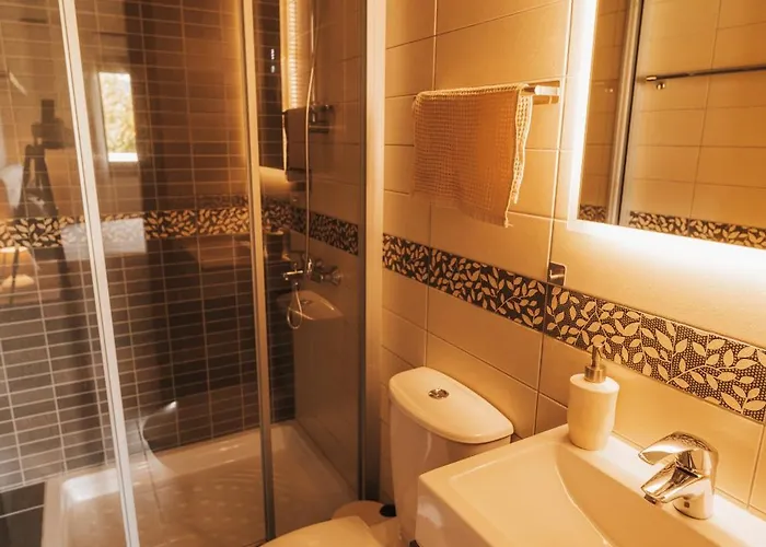 Stylish With Sea View Villa *