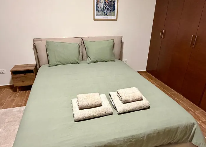 Stylish With Sea View Villa Péjia