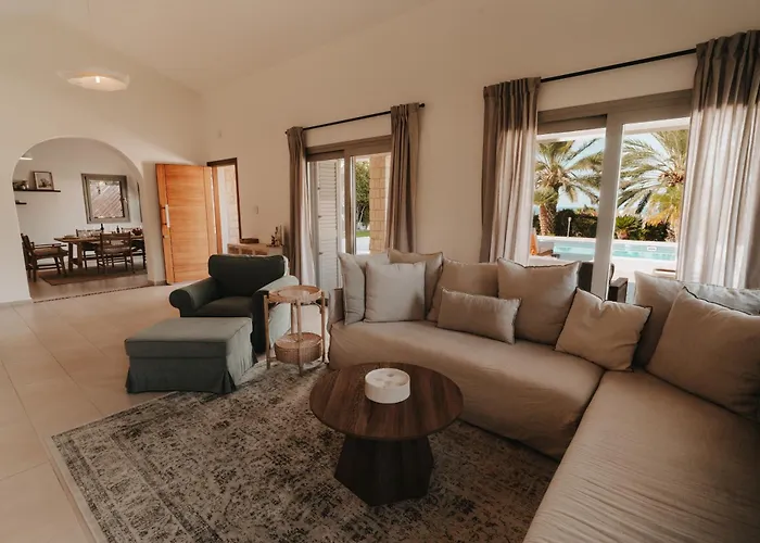 Stylish With Sea View